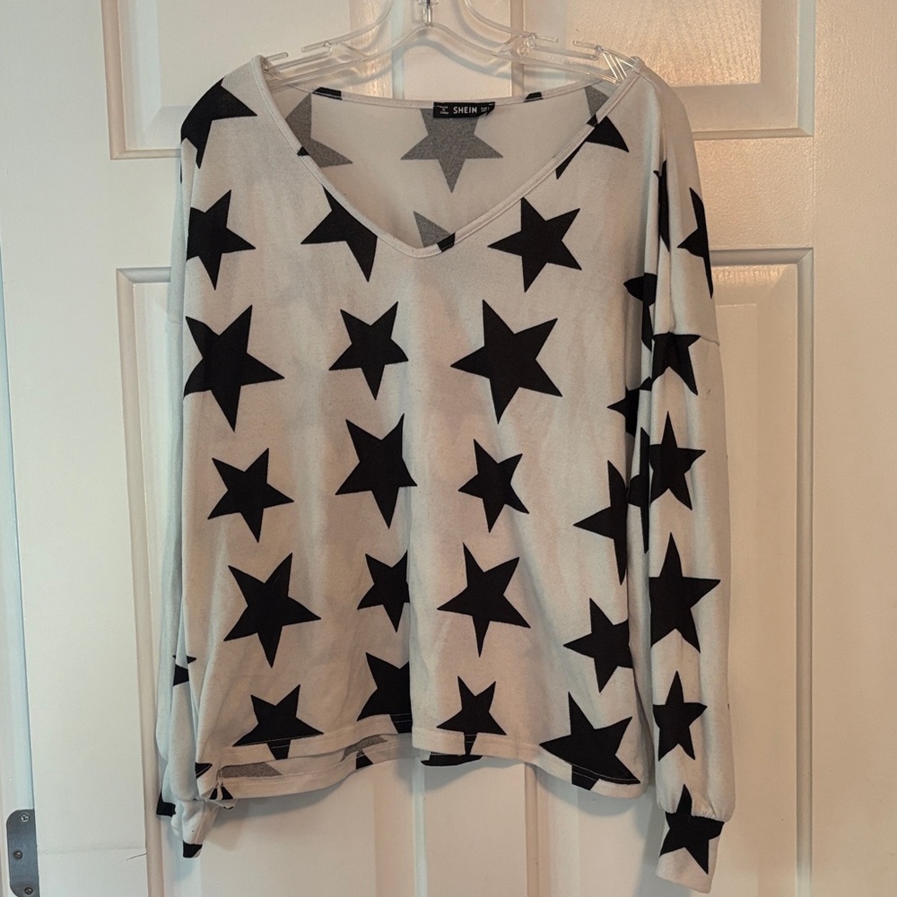 SHEIN White and Black Star Long Sleeve Top